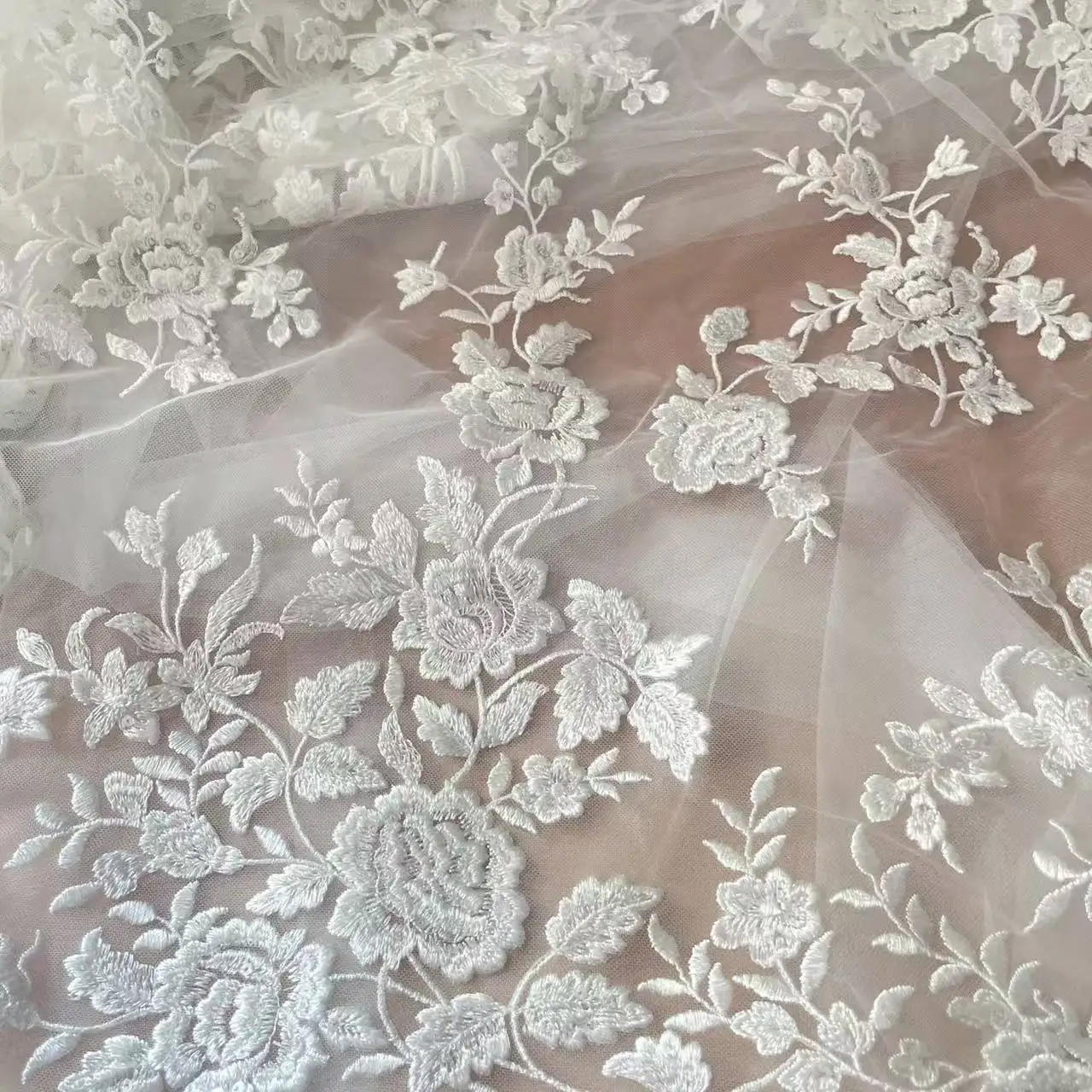 French Embroidered Lace Fabric - đánh giá và giá Wedding Dress Supply